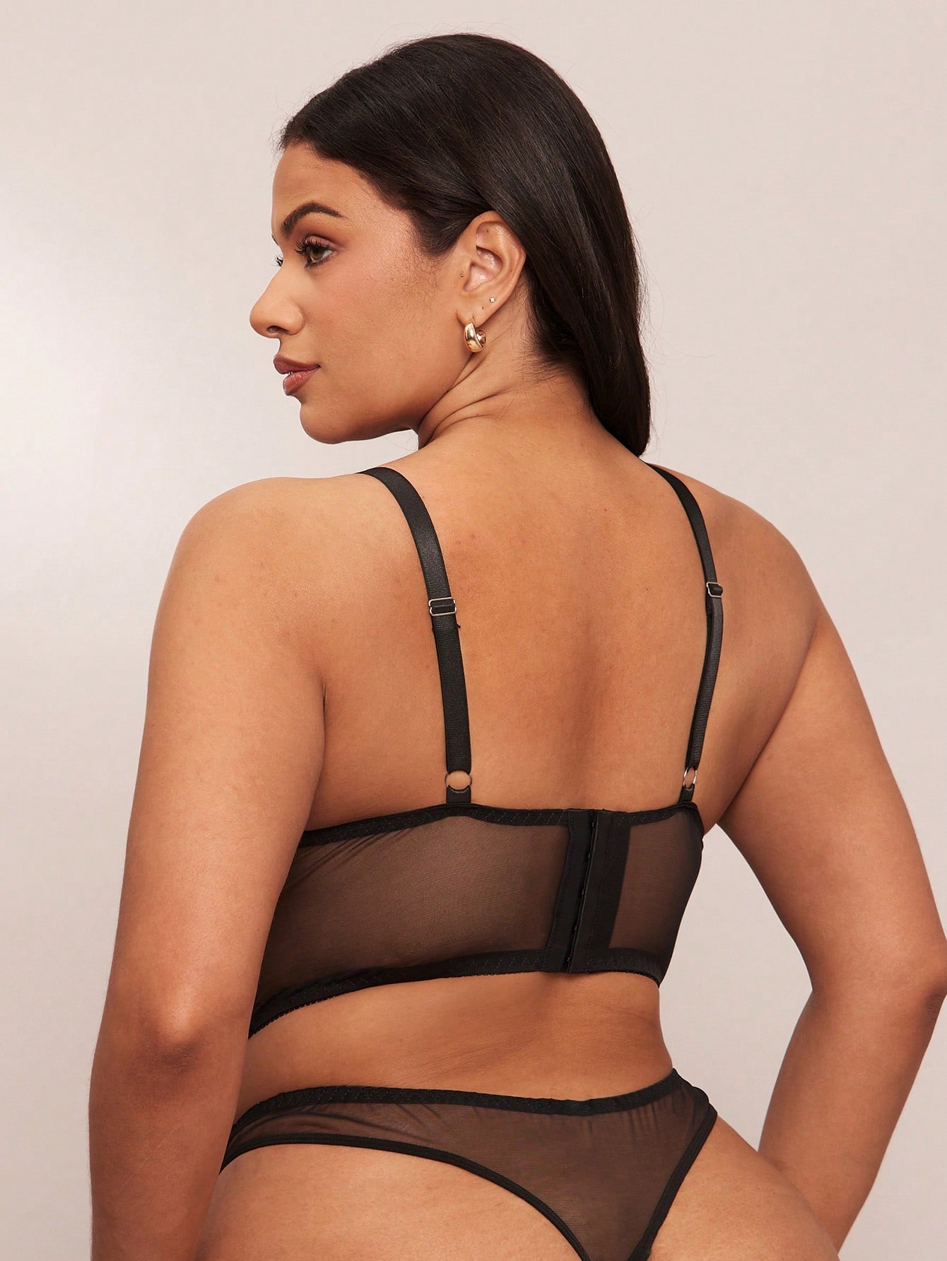 BAE Black Sheer Embroidered Pl - Sheer Bra Lace recension och pris