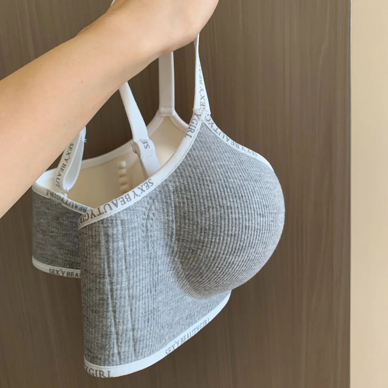Sexy Seamless Women Sports Bra - Plunge Bra Push Up recension och pris